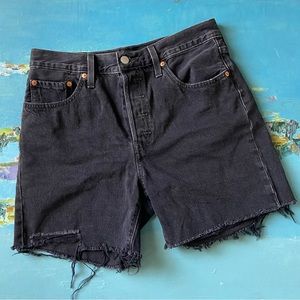 Levi’s 501 Mid-Thigh Shorts